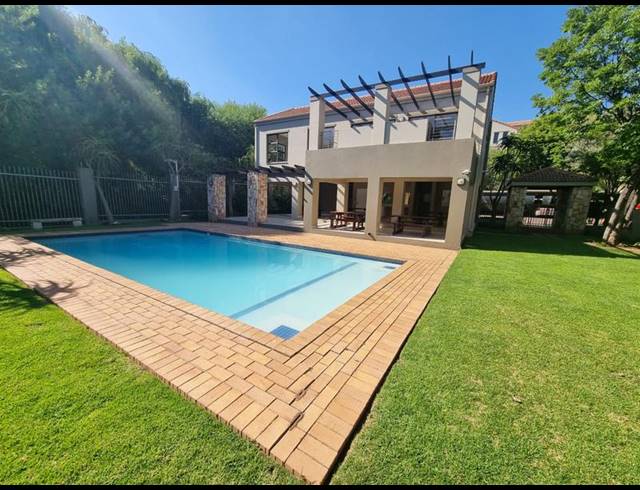 1 BEDROOM APARTMENT FOR SALE IN PAULSHOF EXT